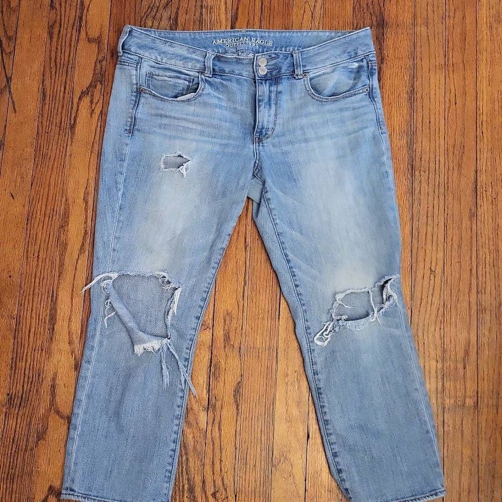 American Eagle light was Artist Crop Stretch Jeans size 12